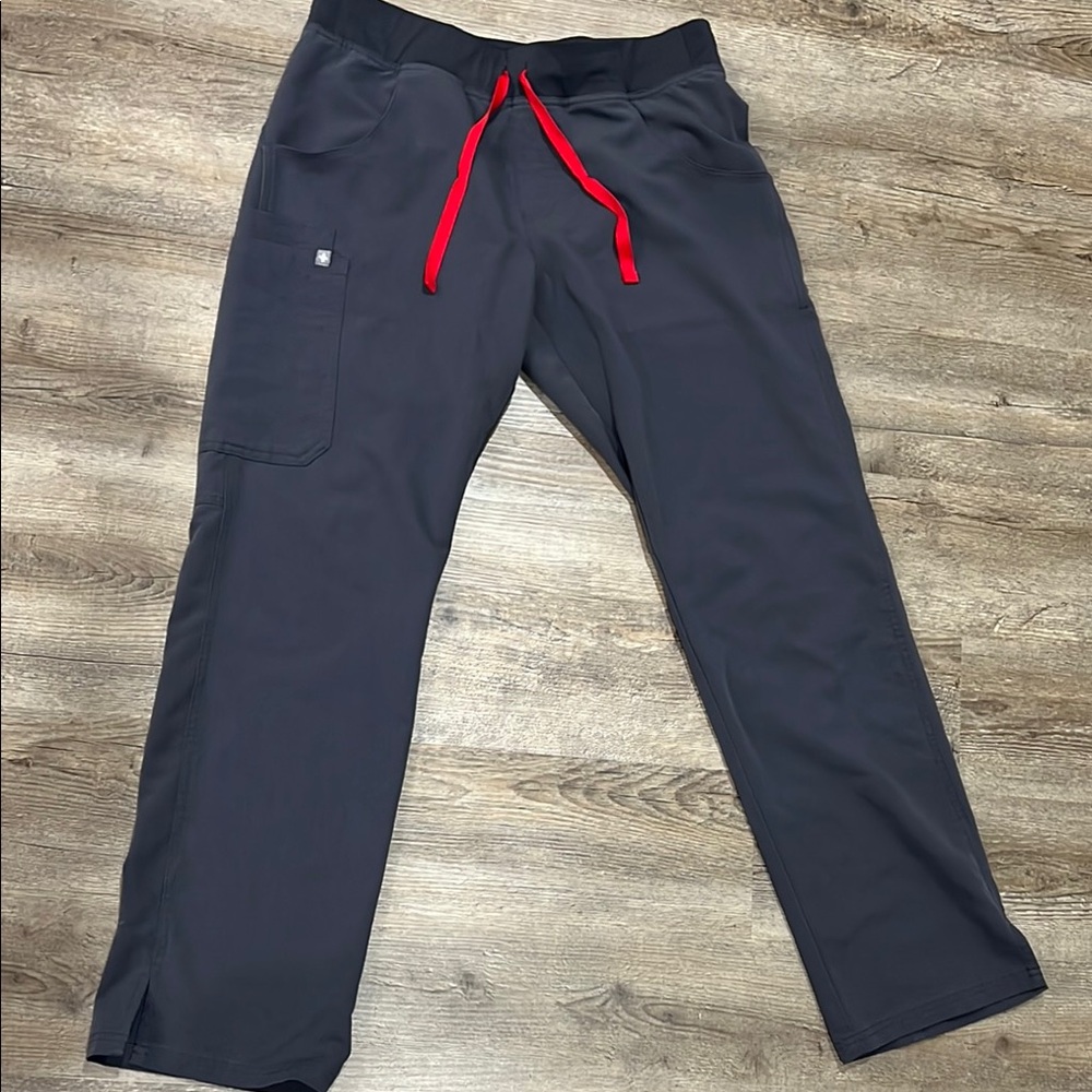 Figs Kade Pants in Charcoal Medium Regular